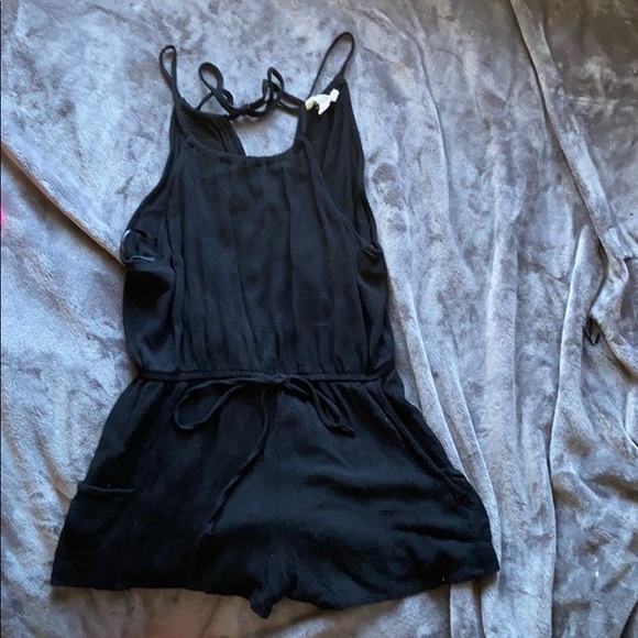 Romper - Picture 1 of 4